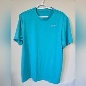 Nike Men's Aqua Blue Short Sleeve Shirt
